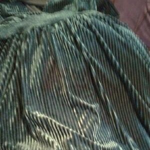 Elegant Pleated Skirt in Dark Green